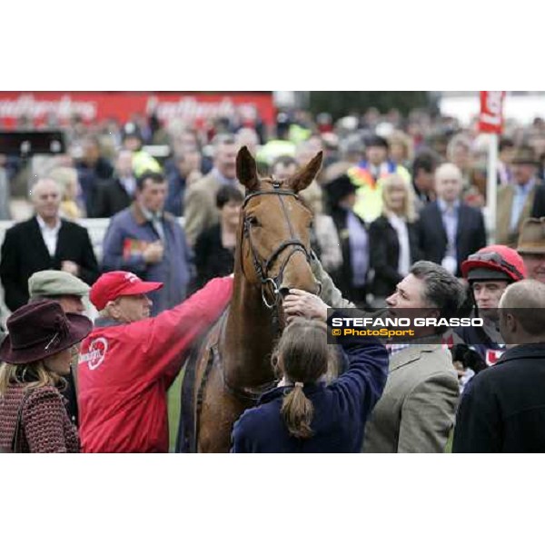 trainer Paul Nicholls congratulates with Taranis winner of the Ryanair Chase Cheltenham, The Festival, 3rd day. 15th march 2007 ph. Stefano Grasso