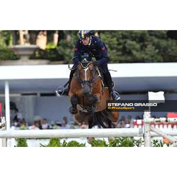 CSIO of Rome -FEI Nations Cup - Lorenzo de Luca on Ensor de Litrange XII - Rome, Piazza di Siena - 26 May 2017 - ph.Mario Grassia