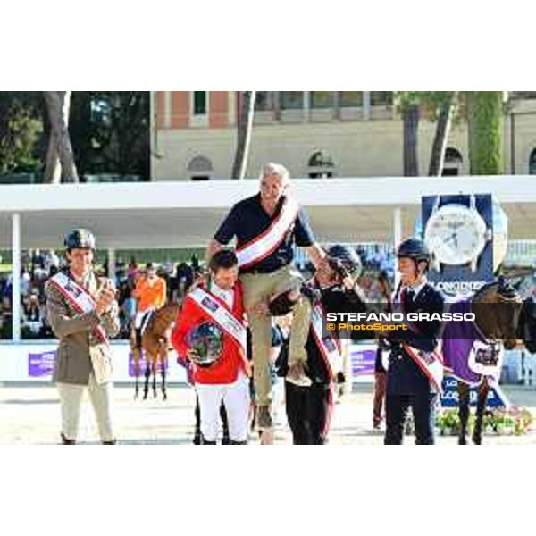CSIO of Rome -FEI Nations Cup - Italia wins FEI Nations Cup - Alberto Zorzi, Piergiorgio Bucci, Lorenzo de Luca, Bruno Chimirri and Roberto Arioldi - Rome, Piazza di Siena - 26 May 2017 - ph.Mario Grassia