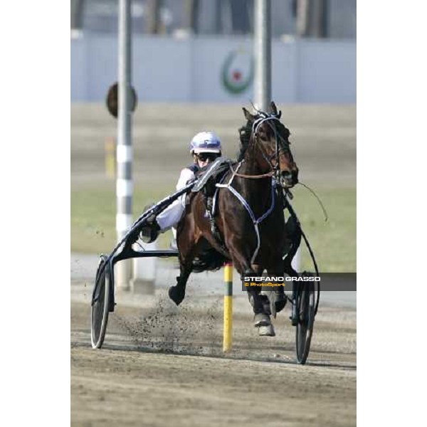 at last 50 meters to the line Pekka Korpi with Express Merett leads on Roberto Vecchione with Ghiaccio del Nord and wins the Gran Premio Cittˆ di Torino Torino, 9th april 2007 ph. Stefano Grasso