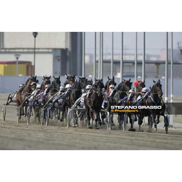 at the first turn Pekka Korpi with Express Merett leads on Roberto Vecchione with Ghiaccio del Nord and goes to win the Gran Premio Cittˆ di Torino Torino, 9th april 2007 ph. Stefano Grasso