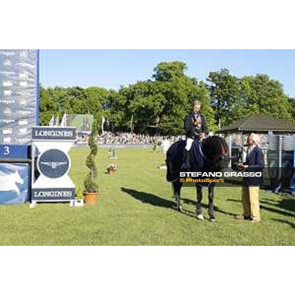 LGCT of Hamburg - Grand Prix - Rolf Goran Bengtsson retires Casall ASK from the competition - Hamburg, Derby Park - 27 May 2017 - ph.Stefano Grasso/LGCT