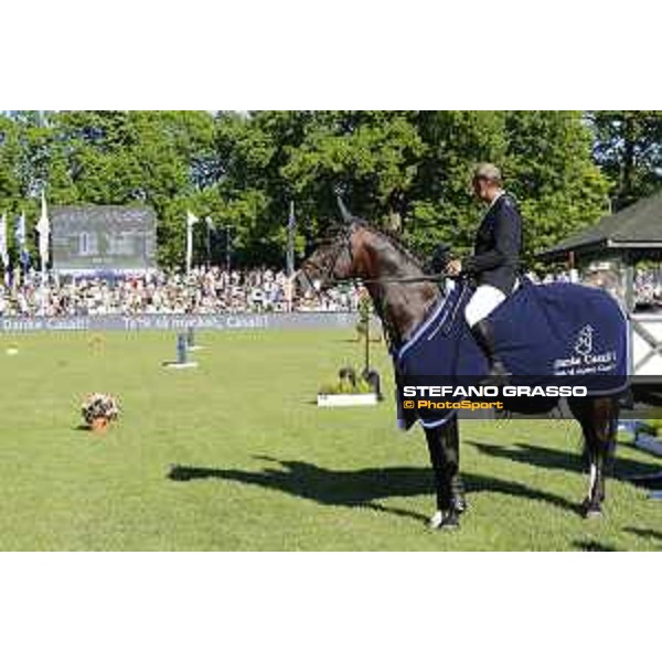 LGCT of Hamburg - Grand Prix - Rolf Goran Bengtsson retires Casall ASK from the competition - Hamburg, Derby Park - 27 May 2017 - ph.Stefano Grasso/LGCT