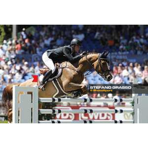LGCT of Hamburg - Class 4 - Johan Sebastian Gulliksen on Quiet Easy 4 - Hamburg, Derby Park - 27 May 2017 - ph.Stefano Grasso/LGCT
