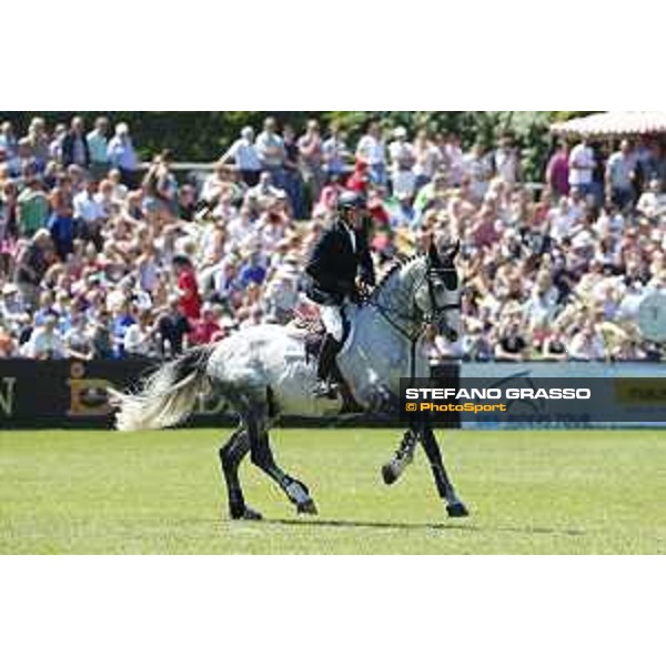 LGCT of Hamburg - Class 4 - John Whitaker on Cassinis Chaplin - Hamburg, Derby Park - 27 May 2017 - ph.Stefano Grasso/LGCT