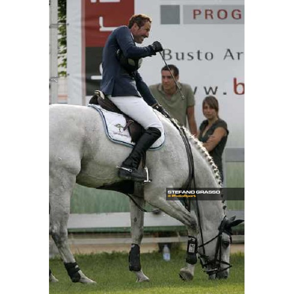 giving prize of Campionato Italiano Assoluto Salto Ostacoli. Jerry Smit on Nadir di San Patrignano, italian champion 2007 Busto Arsizio, 24th april 2007 ph. Stefano Grasso