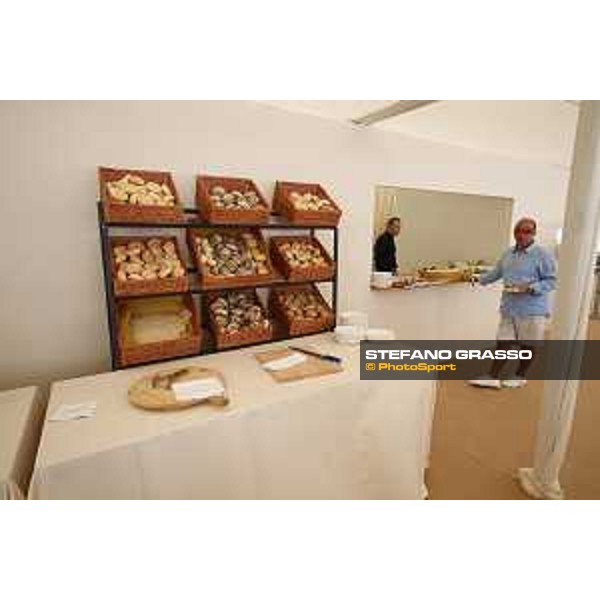 LGCT of Cannes - A view of the VIP lounge and the food service - Cannes, Stade des Hesperyde - 10 June 2017 - ph.Mario Grassia/LGCT