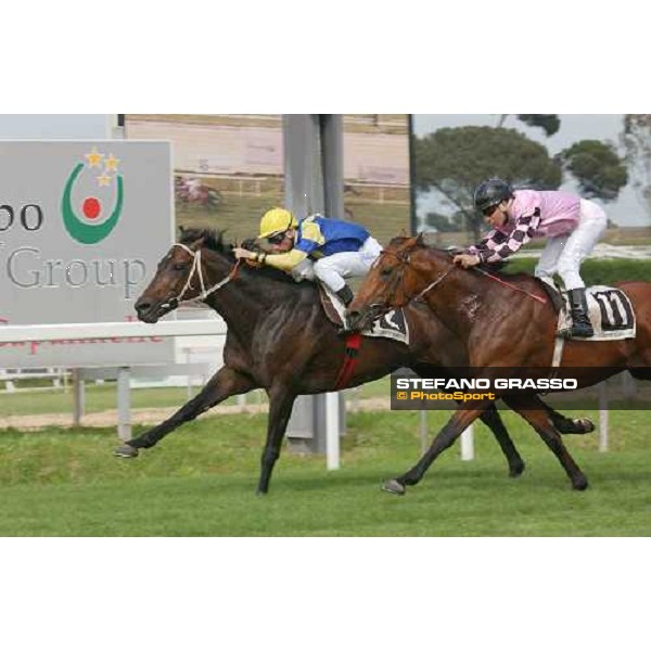 Around Alone wins on El Biba d\'Or Premio Edmondo Botti Rome Capannelle 16th may 2004 ph. Stefano Grasso