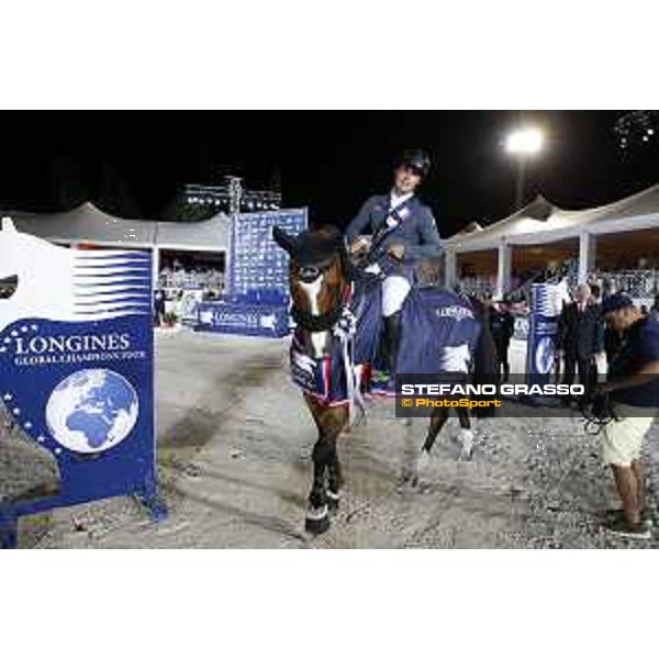 LGCT of Cannes - Grand prix - Prize giving ceremony - Sergio Alvarez Moya on Arrayanwins the LGCT Grand Prix of Cannes presented by Ile Maurice - Cannes, Stade des Hesperyde - 10 June 2017 - ph.Mario Grassia/LGCT