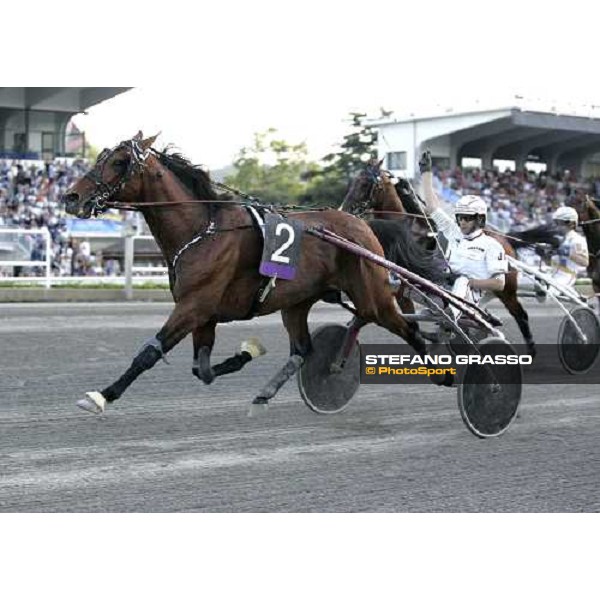 Jean Michel Bazire with Exploit Caf wins the 58° Gran Premio Lotteria Napoli, 6th may 2007 ph. Stefano Grasso