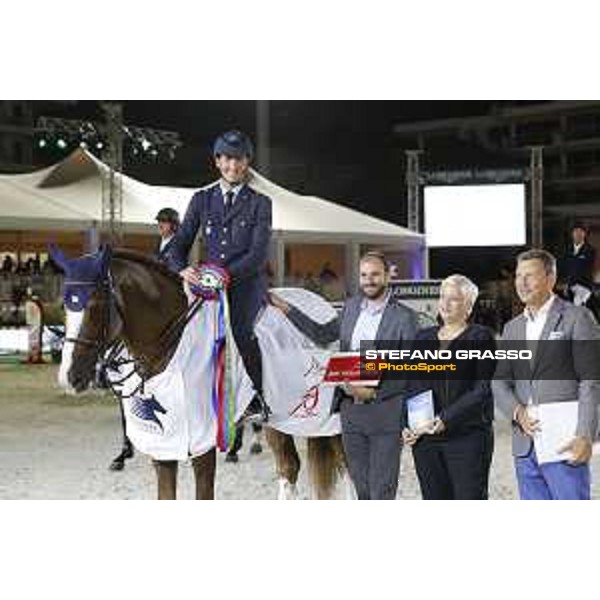 LGCT of Cannes - Class 9 - Lorenzo de Luca on Halifax van het Kluzeibos wins prix OFFICE DU TOURISME DE L\'ILE MAURICE | AIR MAURITIUS - Cannes, Stade des Hesperyde - 9 June 2017 - ph.Stefano Grasso/LGCT
