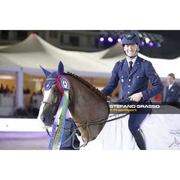 LGCT of Cannes - Class 9 - Lorenzo de Luca on Halifax van het Kluzeibos wins prix OFFICE DU TOURISME DE L\'ILE MAURICE | AIR MAURITIUS - Cannes, Stade des Hesperyde - 9 June 2017 - ph.Stefano Grasso/LGCT