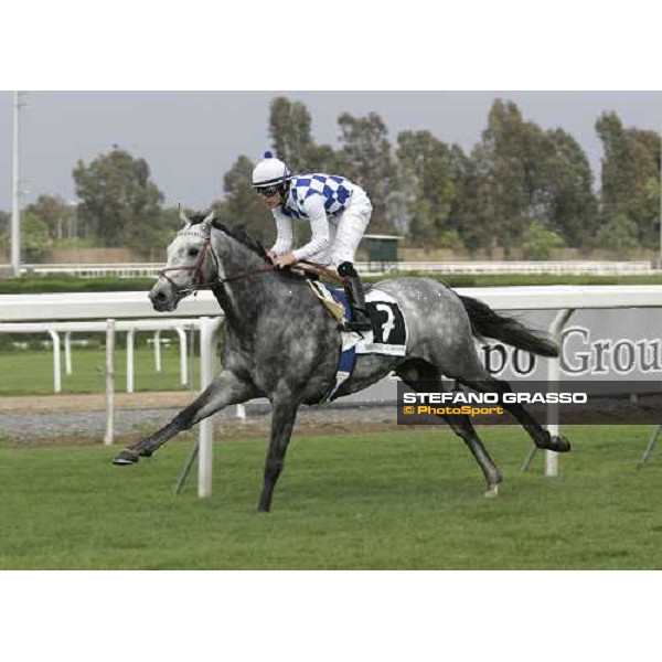 Mirco Demuro on Vol de Nuit wins Premio Signorino Roma, 30 aprile 2007 ph. Stefano Grasso