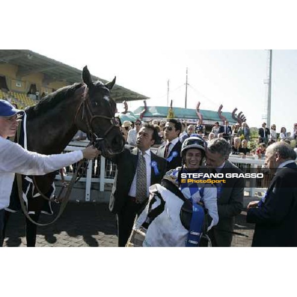 giving prize for Distant Way connection winners of Premio Presidente della Repubblica At The Races with Mirco Demuro and Andrea Scarpellini Rome, 13th may 2007 ph. Stefano Grasso