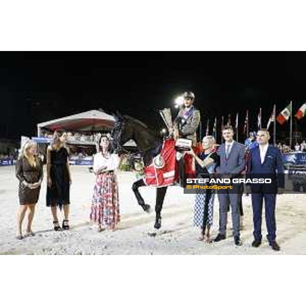 LGCT of Monaco - Grand Prix - Prize giving ceremony - Alberto Zorzi receives the trophy from Princess Charlotte, H.R.H. Princess Caroline of Monaco, Diane Fissore, Lars Windhorst, Ingeborga Daipkunaite and David Auberson - Monaco, Port Hercule - 24 June 2017 - ph.Stefano Grasso/LGCT