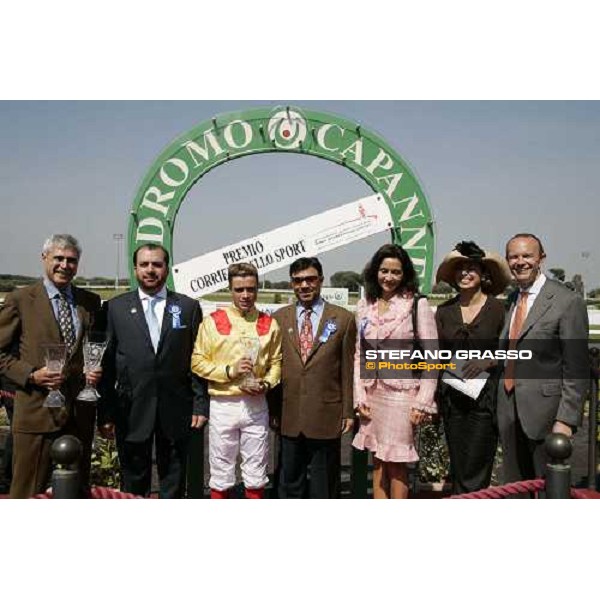 giving prize of Premio Corriere dello Sport - Dubai International Airport won by Monosillabo Rome, 13th may 2007 ph. Stefano Grasso