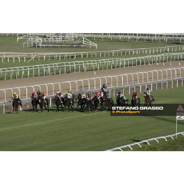finish of Premio Tor di Valle Emirates Horse Breeders\' Society Tris Rome, 13th may 2007 ph. Stefano Grasso