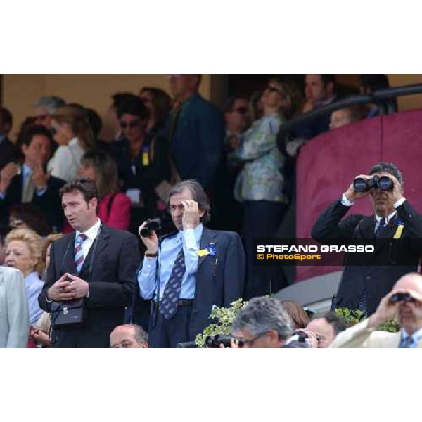 in the middle, Mr. Agostini, owner of Le Vie dei Colori Premio Presidente della Repubblica Rome Capannelle 16th may 2004 ph.Stefano Grasso