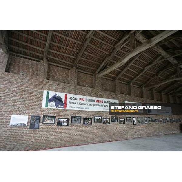 photographic exibition by Stefano Grasso Vigone (To), 19th may 2007 ph. Stefano Grasso