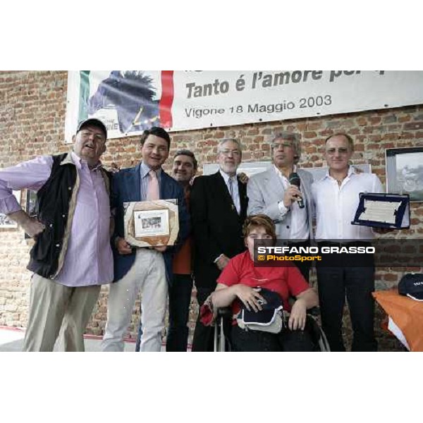 Paolo Cianferoni, Giampaolo Minnucci,Giulio Ravenna, Franco Gramegna, Roberto Brischetto, Sandro Baroncini and a fan of Varenne Vigone (To), 19th may 2007 ph. Stefano Grasso