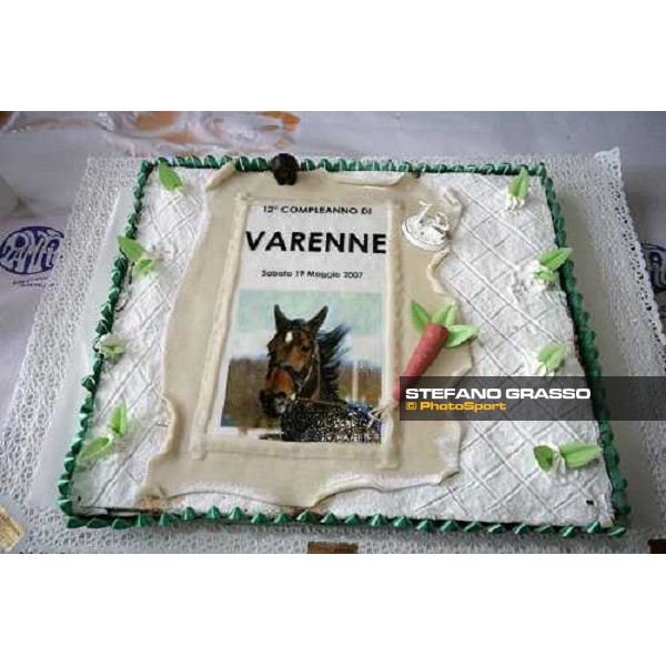 la torta per il 12¡ compleanno di Varenne Vigone (To), 19th may 2007 ph. Stefano Grasso