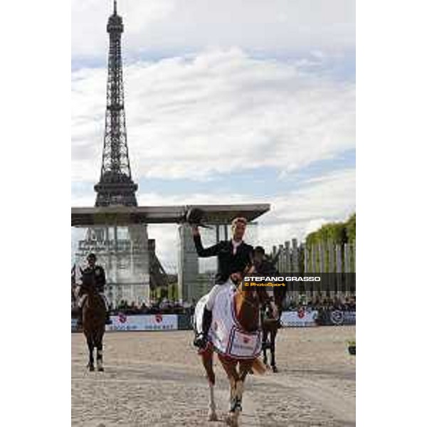 LGCT of Paris Eiffel - Class 5 - Prize giving ceremony - Pieter Devos on Apart wins the class presented by Oddo - Paris,30th june 2017 - ph.Stefano Grasso/LGCT