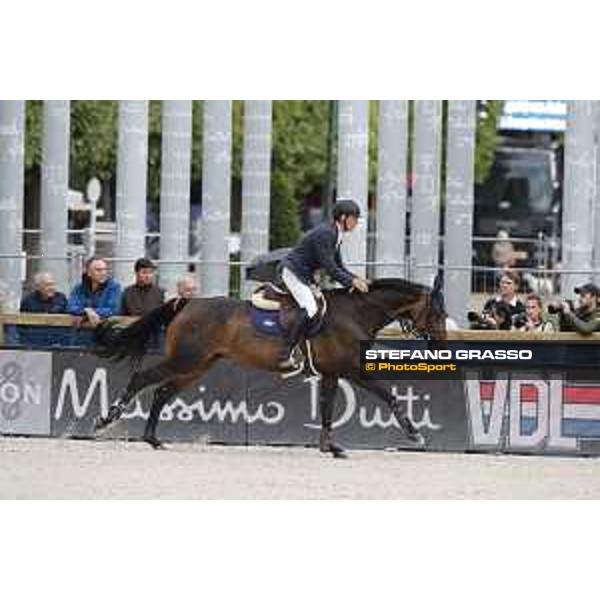 LGCT of Paris Eiffel - Class 5 - Leopold Van Asten on VDL Groep Miss Untouchable - Paris,30th june 2017 - ph.Stefano Grasso/LGCT