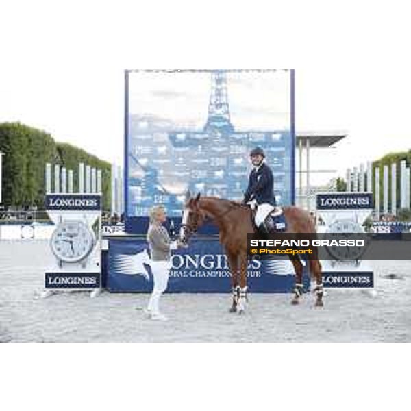 LGCT of Paris Eiffel - Bernadette Lejeune, David Will and Angelica Augustsson Zanotelli retire Mic Mac du Tillard from the competition - Paris, 1st july 2017 - ph.Stefano Grasso/LGCT
