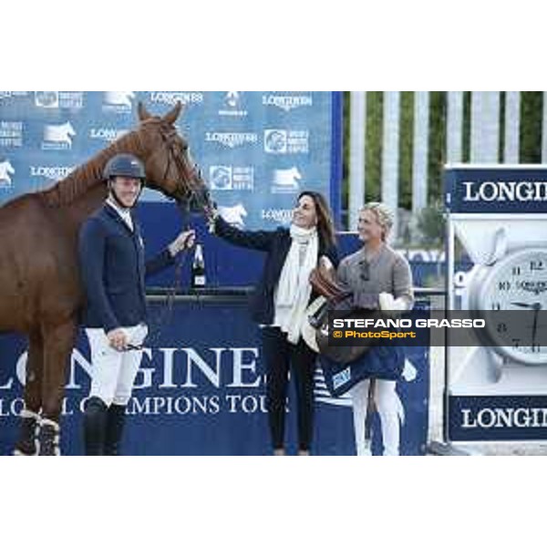 LGCT of Paris Eiffel - Bernadette Lejeune, David Will and Angelica Augustsson Zanotelli retire Mic Mac du Tillard from the competition - Paris, 1st july 2017 - ph.Stefano Grasso/LGCT