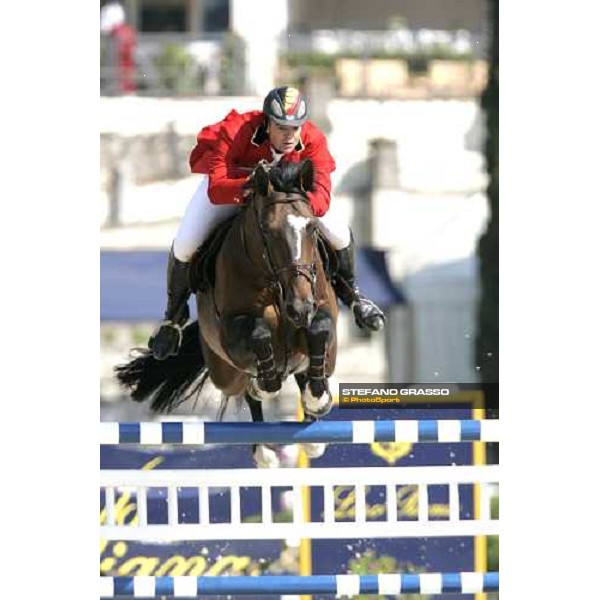 Francois MAthy jr. on Ivoire du Rouet 75¡ Csio - Samsung Nation\'s Cup Rome, 25th may 2007 ph. Stefano Grasso