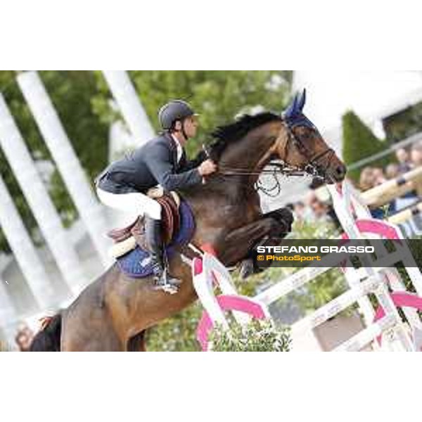 LGCT of Paris - Class 16 - Leopold Van Asten on VDL Groep Miss Untouchable - Paris , Champ de Mars - 2 July 2017 - ph.Stefano Grasso/LGCT