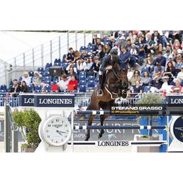 LGCT of Paris - Class 16 - Leopold Van Asten on VDL Groep Miss Untouchable - Paris , Champ de Mars - 2 July 2017 - ph.Stefano Grasso/LGCT