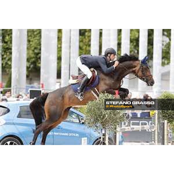 LGCT of Paris - Class 16 - Leopold Van Asten on VDL Groep Miss Untouchable - Paris , Champ de Mars - 2 July 2017 - ph.Stefano Grasso/LGCT