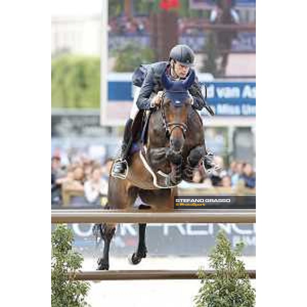 LGCT of Paris - Class 16 - Leopold Van Asten on VDL Groep Miss Untouchable - Paris , Champ de Mars - 2 July 2017 - ph.Stefano Grasso/LGCT
