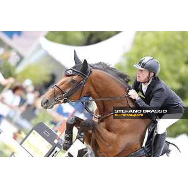 LGCT of Paris - Class 16 - Marcus Ehning on Cristy - Paris , Champ de Mars - 2 July 2017 - ph.Stefano Grasso/LGCT
