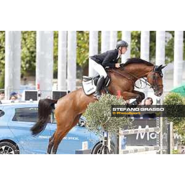 LGCT of Paris - Class 16 - Marcus Ehning on Cristy - Paris , Champ de Mars - 2 July 2017 - ph.Stefano Grasso/LGCT