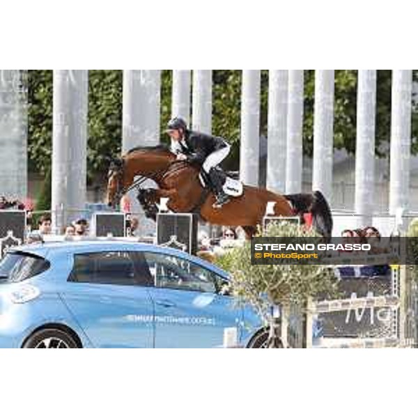 LGCT of Paris - Class 16 - Marcus Ehning on Cristy - Paris , Champ de Mars - 2 July 2017 - ph.Stefano Grasso/LGCT