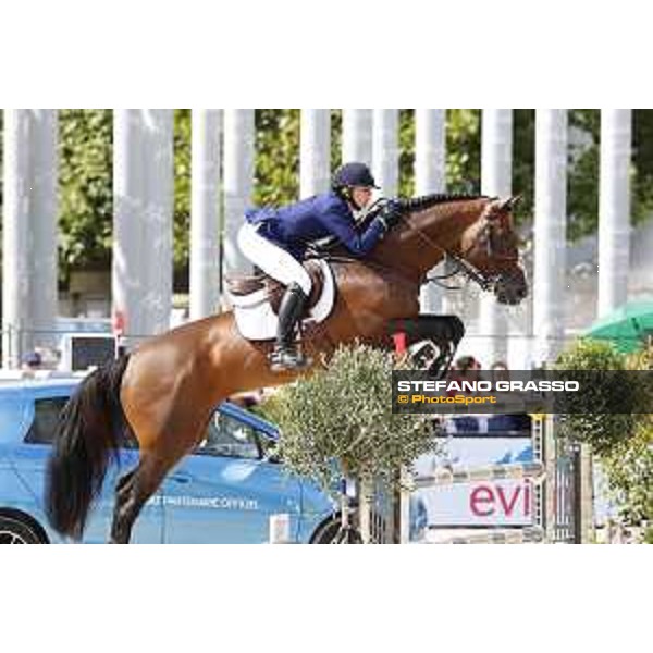 LGCT of Paris - Class 16 - Audrey Coulter on Capital Colnardo - Paris , Champ de Mars - 2 July 2017 - ph.Stefano Grasso/LGCT