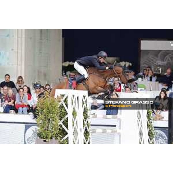 LGCT of Paris - Class 16 - Patrice Delaveau on Urcos de Kerglenn HDC - Paris , Champ de Mars - 2 July 2017 - ph.Stefano Grasso/LGCT
