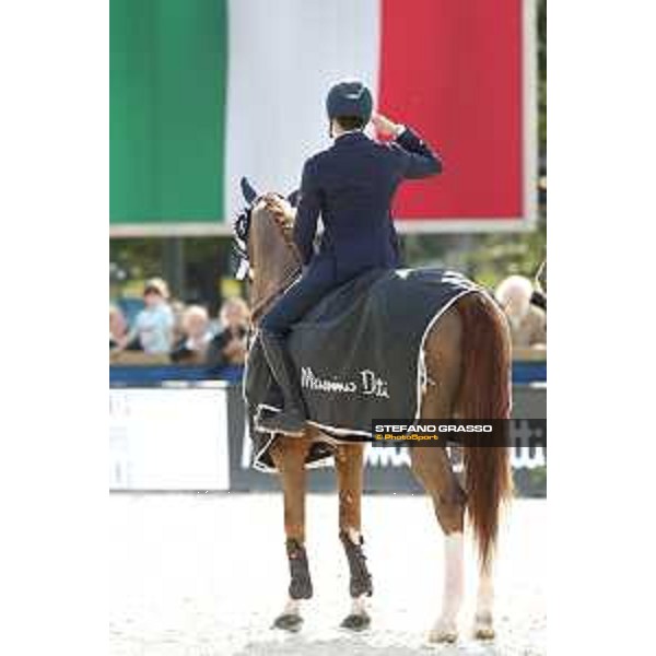 LGCT of Paris - Class 16 - Prize giving ceremony - Lorenzo De Luca on Halifax van het Kluizebos with the Massimo Dutti Eiffel Challenge - Paris , Champ de Mars - 2 July 2017 - ph.Stefano Grasso/LGCT