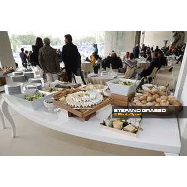 LGCT of Paris - A view of the VIP lounge and the food service - Paris , Champ de Mars - 1 July 2017 - ph.Mario Grassia/LGCT