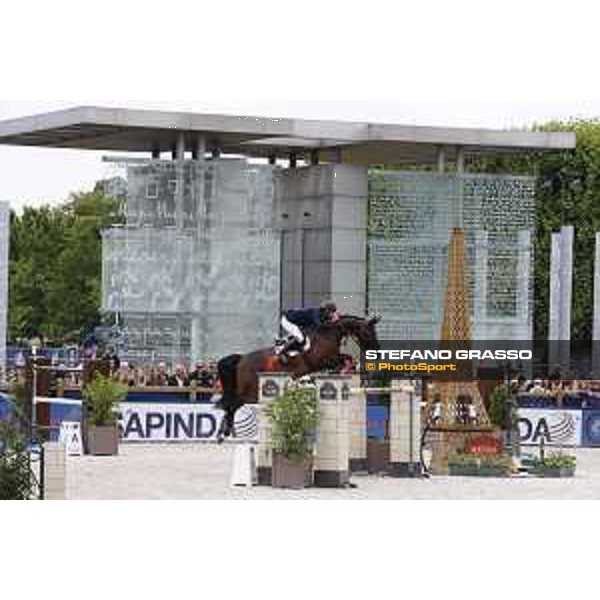 LGCT of Paris - Class 11 - Bertram Allen on Izzy by Picobello - Paris , Champ de Mars - 1 July 2017 - ph.Stefano Grasso/LGCT