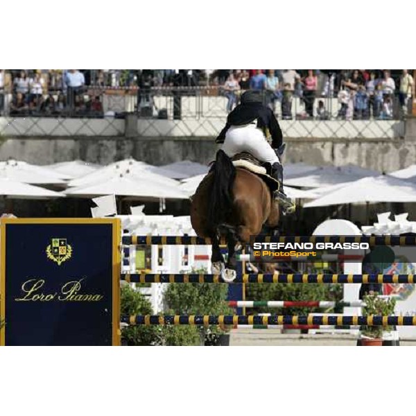 Marcus Fuchs on Loro Piana La Toya III during Gran Premio Roma - Loro Piana at 75.¡ Csio Piazza di Siena Rome, 27th may 2007 ph. Stefano Grasso