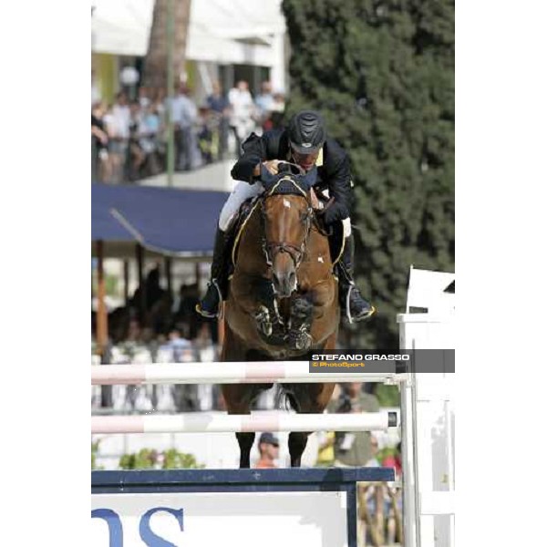 Marcus Fuchs on Loro Piana La Toya III during Gran Premio Roma - Loro Piana at 75.¡ Csio Piazza di Siena Rome, 27th may 2007 ph. Stefano Grasso