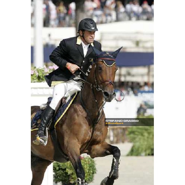 Marcus Fuchs on Loro Piana La Toya III during Gran Premio Roma - Loro Piana at 75.¡ Csio Piazza di Siena Rome, 27th may 2007 ph. Stefano Grasso