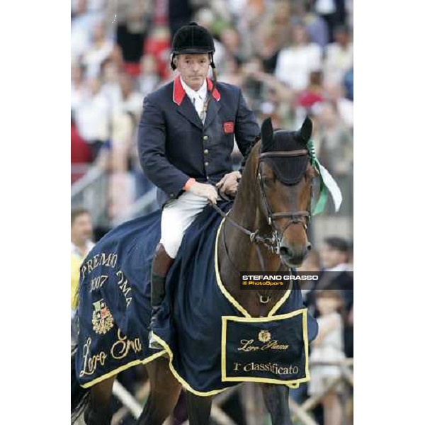 John Whitaker on Peppermill winners of Gran Premio Roma - Loro Piana at 75.¡ Csio Piazza di Siena Rome, 27th may 2007 ph. Stefano Grasso