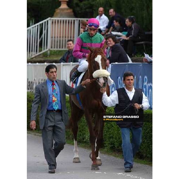 Mariolino Esposito and Altieri at the parade ring Premio Presidente della Repubblica Rome Capannelle 16th may 2004 ph. Stefano Grasso