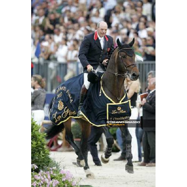 John Whitaker on Peppermill winners of Gran Premio Roma - Loro Piana at 75.¡ Csio Piazza di Siena Rome, 27th may 2007 ph. Stefano Grasso