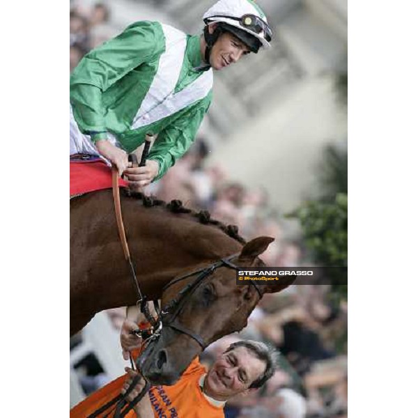 Frankie Dettori on Sudan parade before winning the Gran Premio di Milano Milan, 17th june 2007 ph.Stefano Grasso