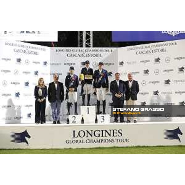 LGCT of Cascais - Grand Prix - The podium: 1st Danielle Goldstein, 2nd Maikel van der Vleuten, 3rd Martin Fuchs, Ana-Paula Pereira , Carlos Carreiras , Duarte Nobre Guedes , Jan Tops - Cascais, - 8 July 2017 - ph.Stefano Grasso/LGCT